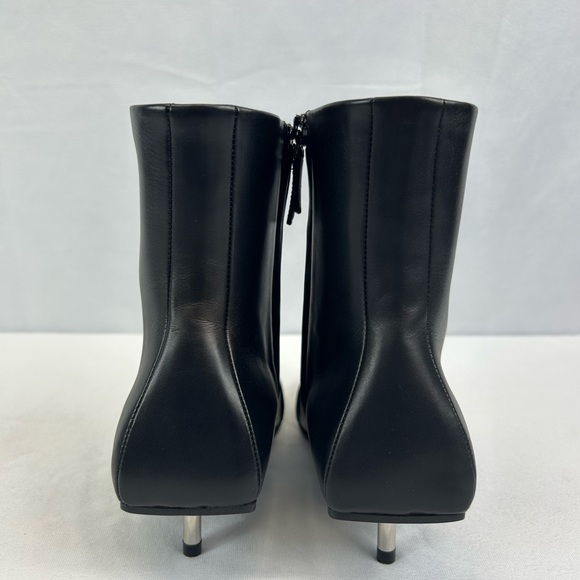 BALENCIAGA
Square Knife Buckled Leather Ankle Boots - Picture 7 of 10